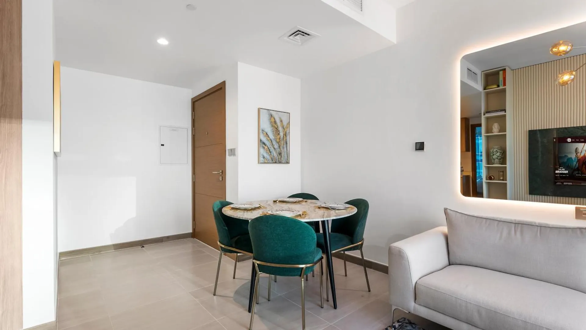 شقة Lux 2Br In Missoni Tower - 5 Mins To Burj Khalifa دبي
